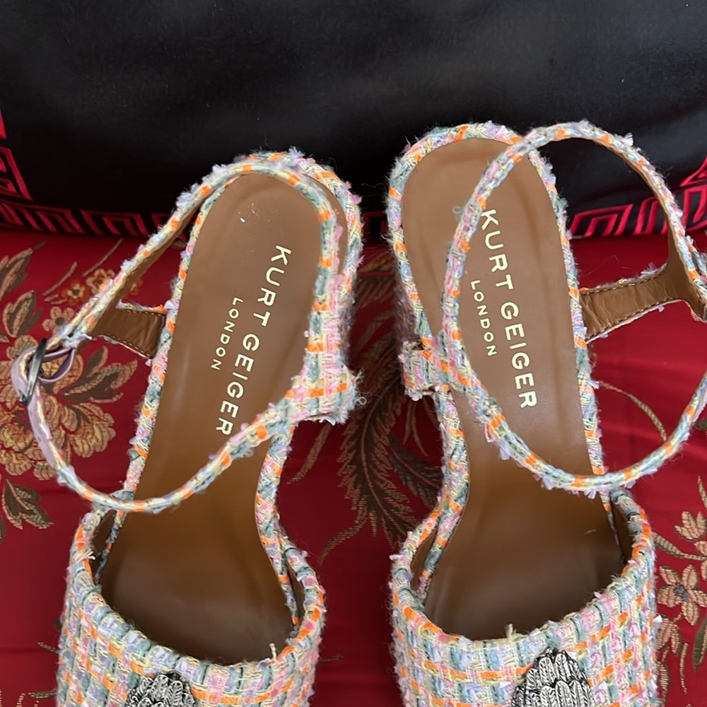 Brunch plans in pretty Kurt Geiger platforms 🌷 - Picture 8 of 11